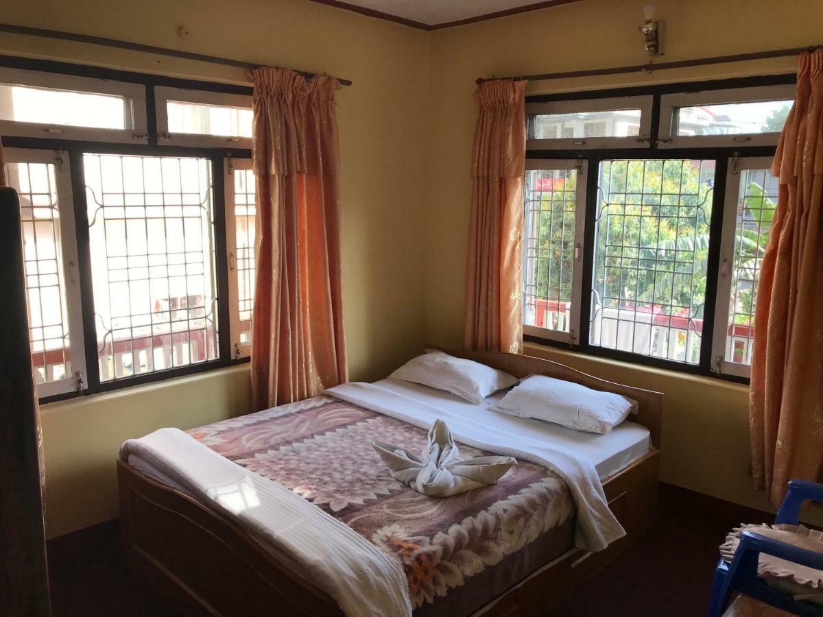 Geo Guest House Pokhara Exterior photo